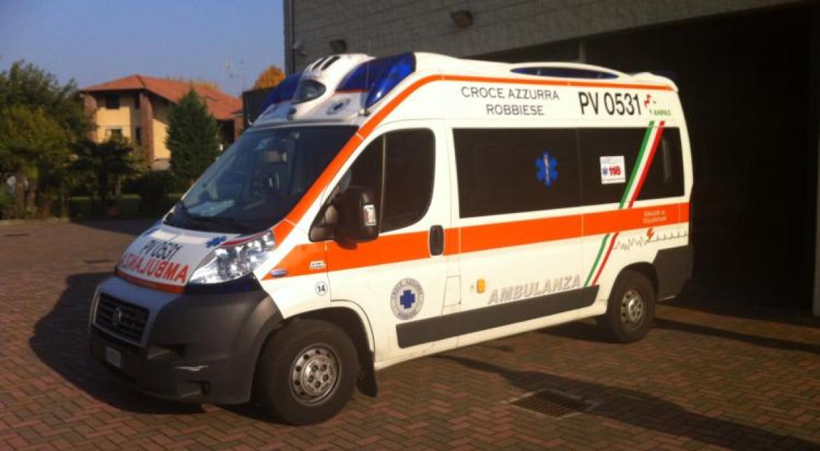 Perde il controllo dell'auto dopo un malore, muore uomo di 67 anni