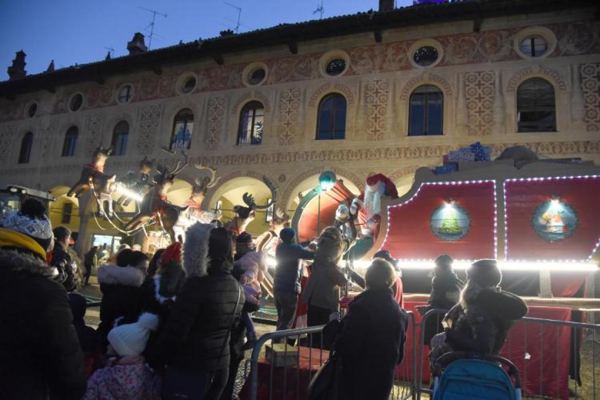 La slitta di babbo Natale convince, ma il Carnevale è a rischio