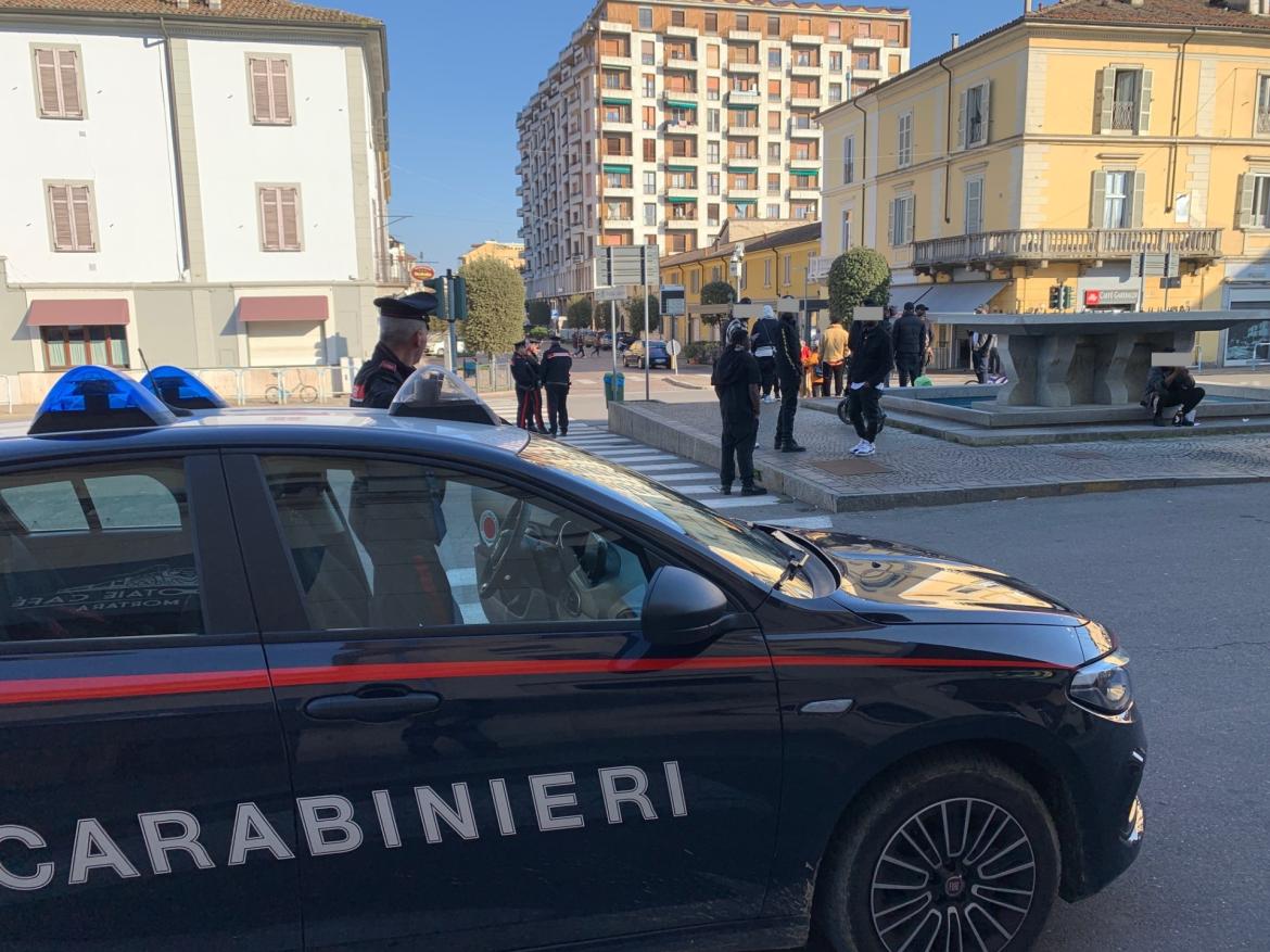 Mortara, uno scippatore seriale individuato dalle telecamere viene denunciato dai carabinieri