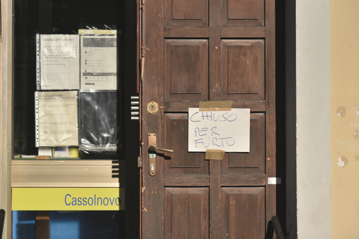 Cassolnovo, l'ufficio postale non riapre venerdì. Bisognerà aspettare un altro mese