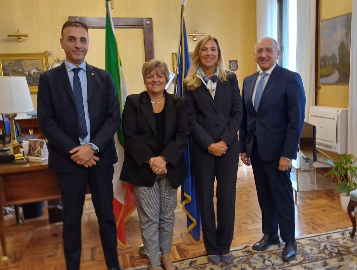 Nuovi dirigenti della polizia di Stato in visita al prefetto di Pavia
