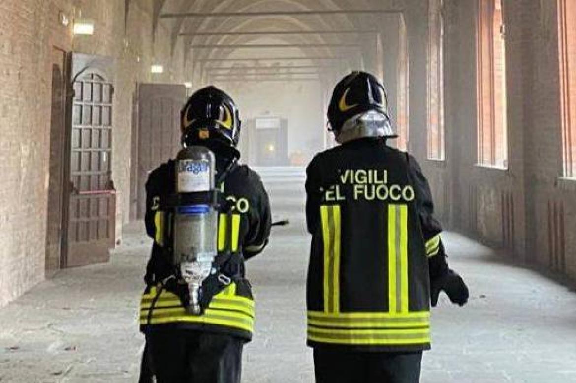Scatta l'allarme antincendio e il Castello Visconteo di Pavia si riempie di una nuvola di polvere