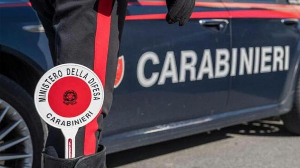 Ladri in una casa di Sartirana fuggono con alcuni gioielli e un orologio