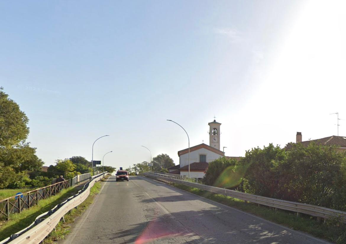 Per due notti lavori sul ponte della statale 494