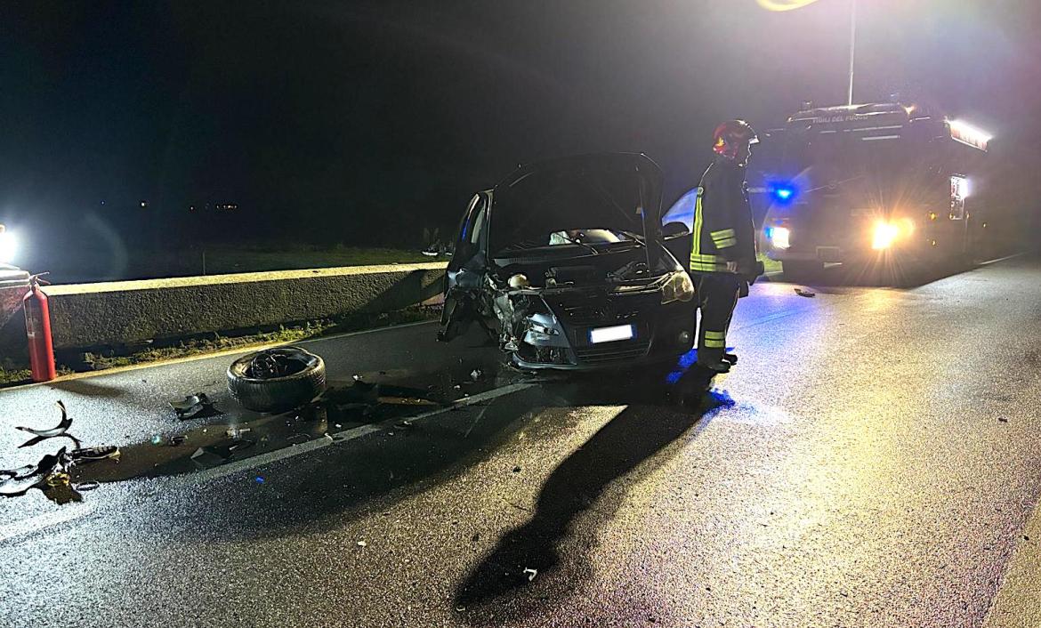 Incidente nella notte tra Ferrera Erbognone e Lomello: ferito un giovane di 24 anni