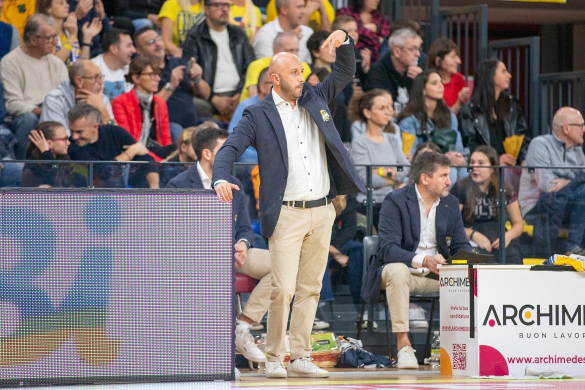 Basket, serie A2, a Cento primo crocevia della stagione. Coach Pansa: «Affrontiamo una squadra che, come noi, ha "fame" di punti»