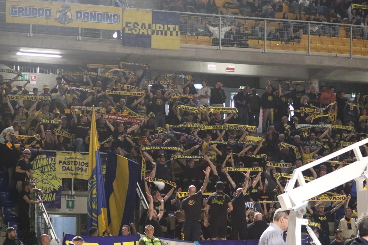 Basket, Serie B: altri 14 biglietti a disposizione per i tifosi vigevanesi per la gara di domenica