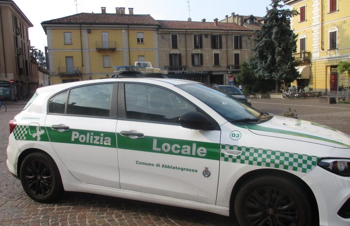Abbiategrasso: sanzione da 3mila euro a due venditori senza autorizzazioni