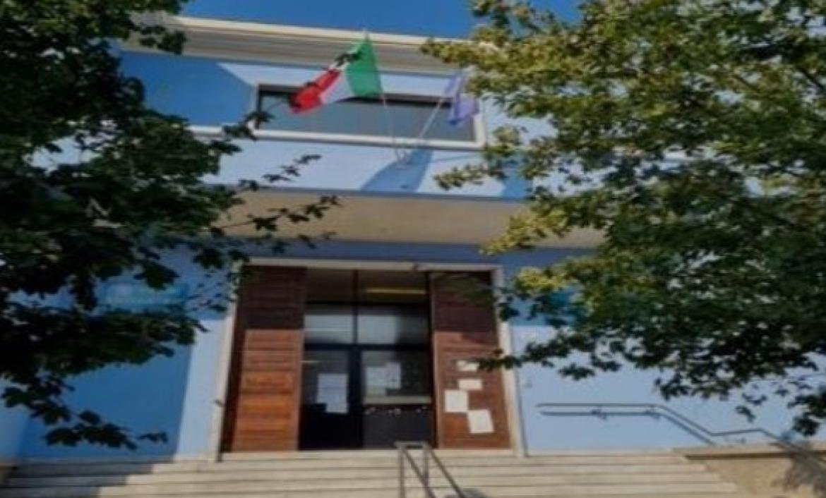 Scuole di viale Libertà: Enel mette a disposizione un generatore, lunedì lezioni regolari