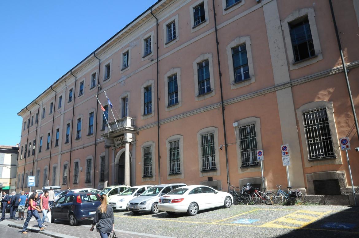 Pavia, un Tribunale al collasso