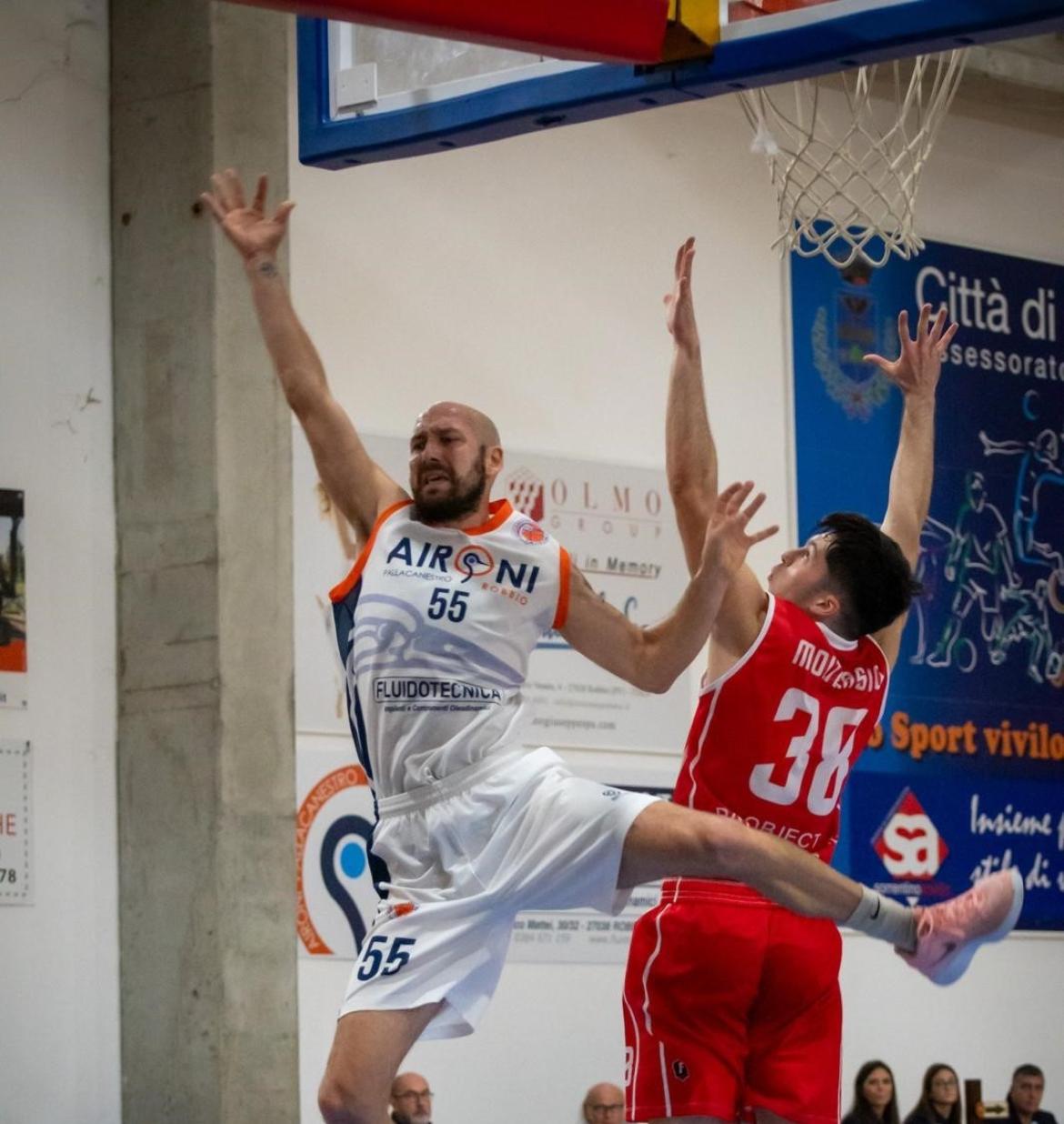 Basket, serie C: Robbio spaventa l'Academy, ma alla fine cede 76-60