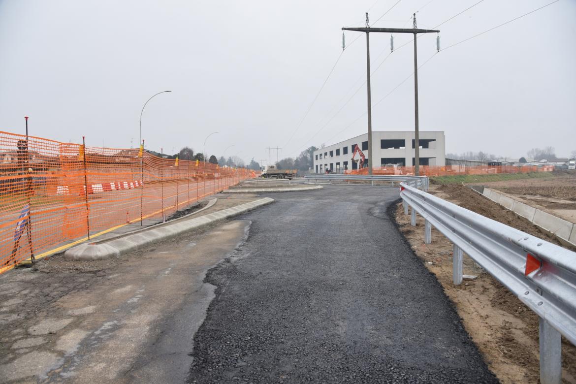 Rotonda di via Lomellina a Gambolò: i lavori termineranno entro marzo