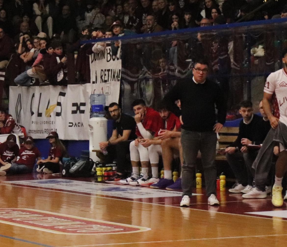 Basket, serie A2: rivoluzione in arrivo alla Libertas Livorno. Coach Andreazza ai titoli di coda; in poleposition c'è Gennaro Di Carlo