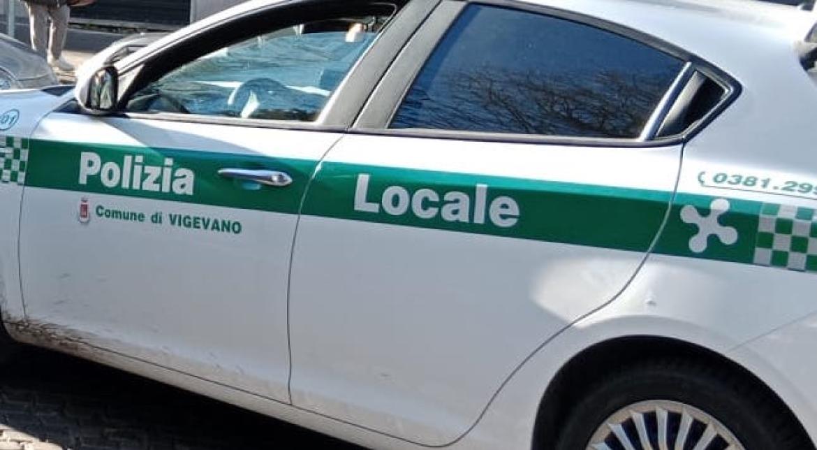 Vigevano: 92enne trovato in stato confusionale in strada dei Ronchi