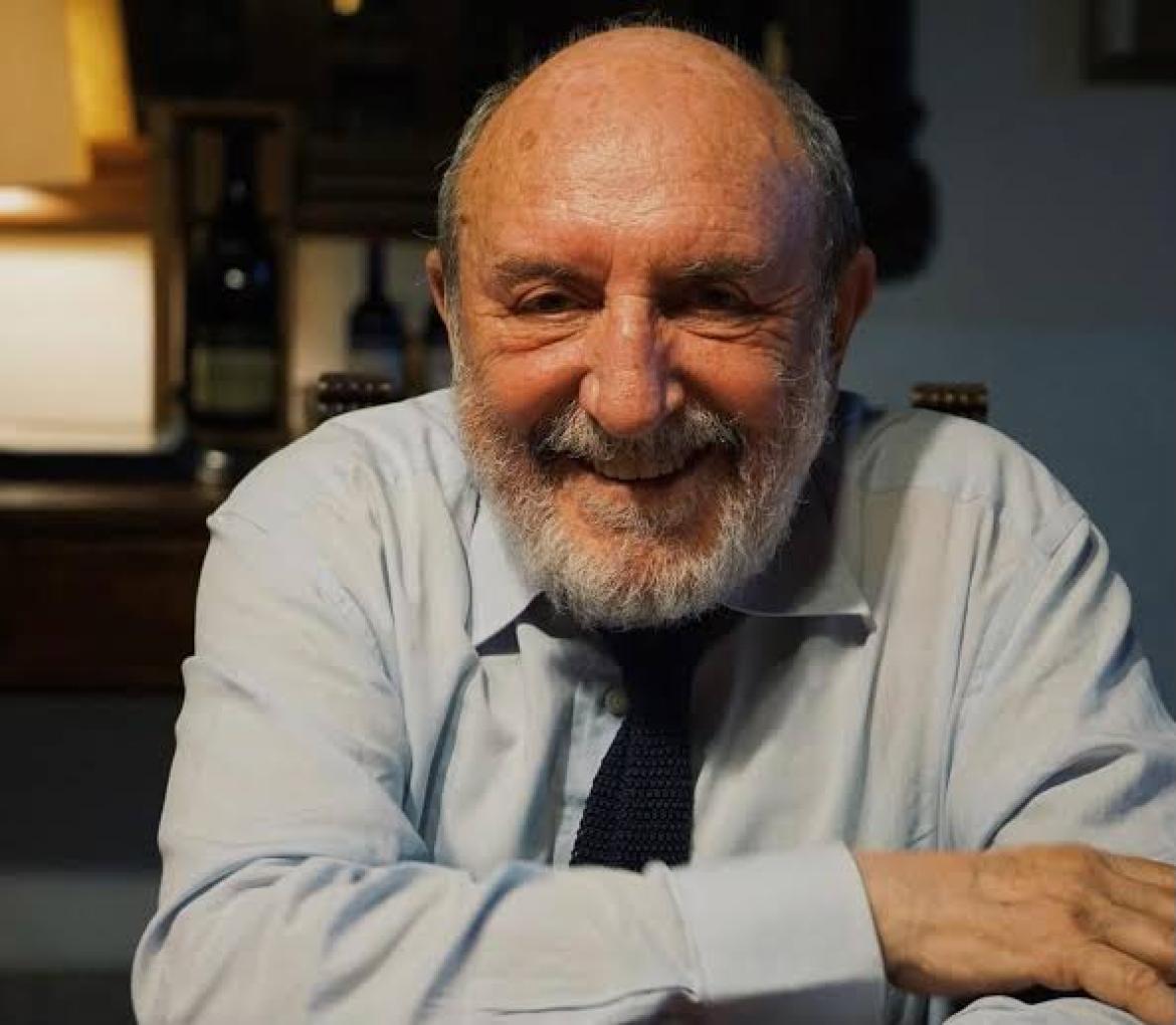 Umberto Galimberti a "Vigevano in Castello" con una lezione sull’utopia della felicità