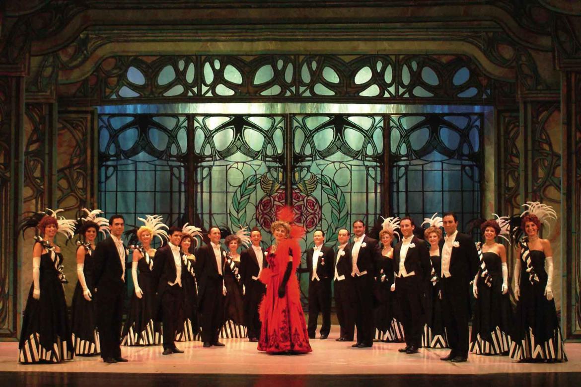 Fascino, amore e musica: La Vedova Allegra al Teatro Fraschini