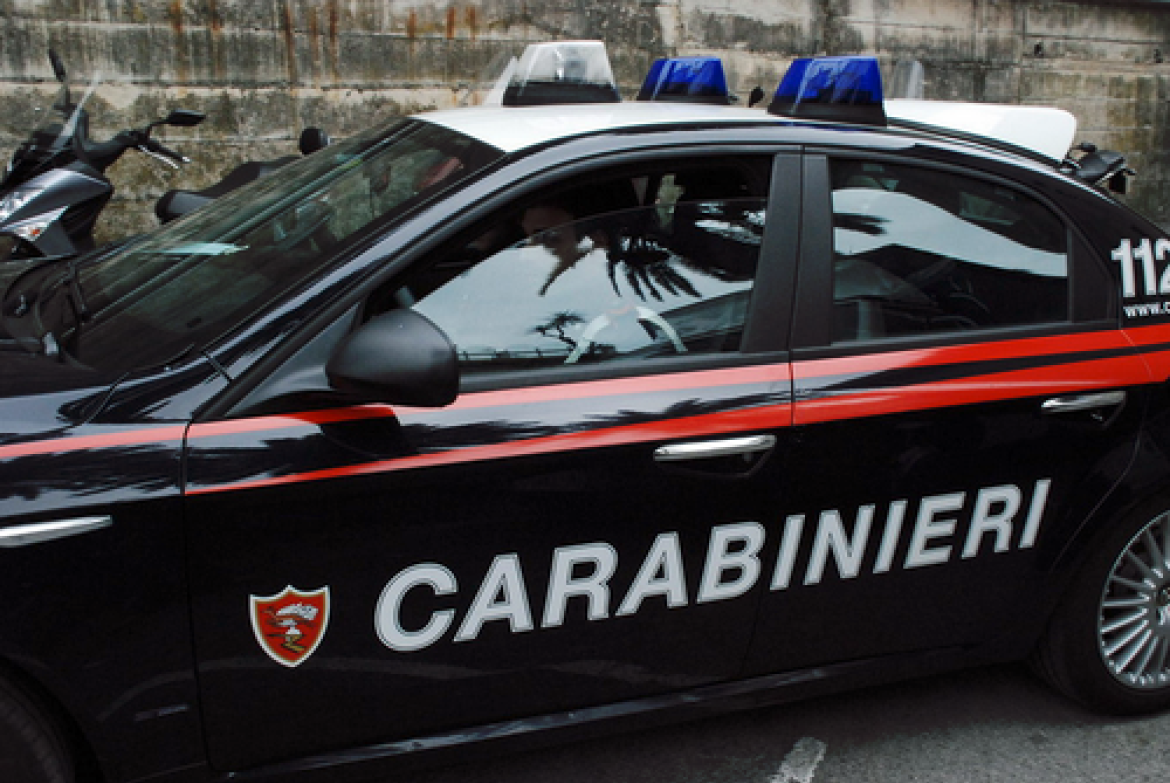 Casa a soqquadro per rubare due orologi