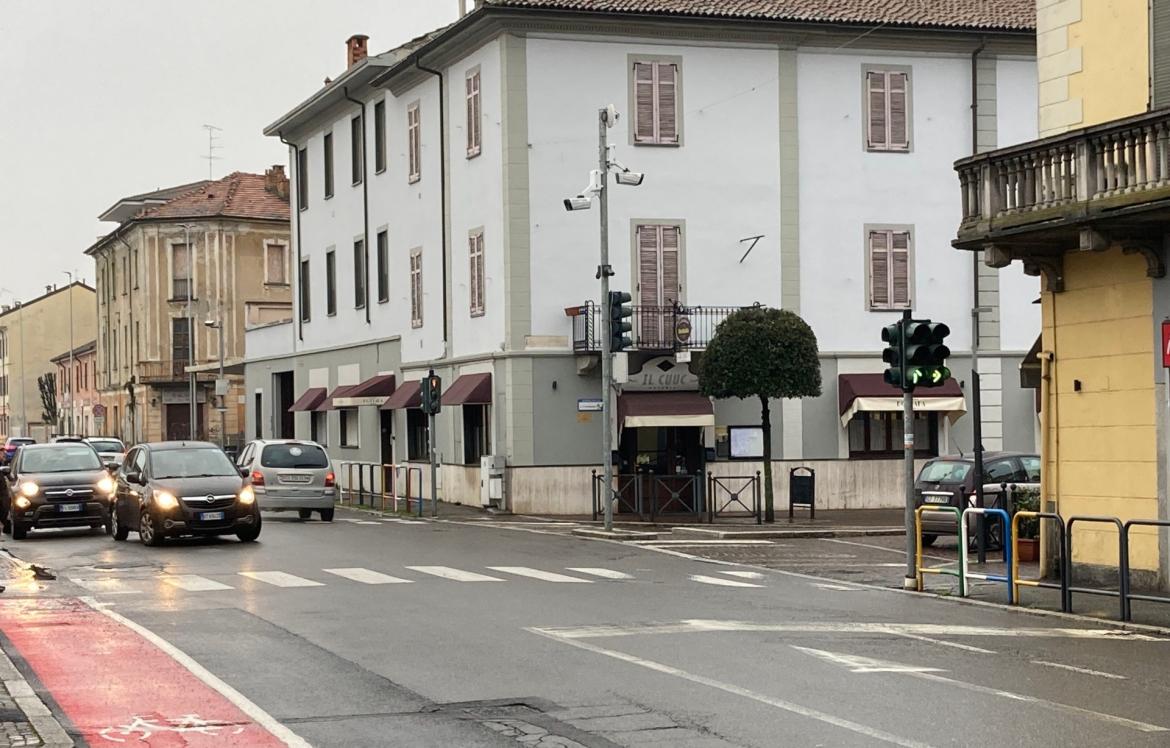 Mortara, bambino di 4 anni investito al semaforo della stazione ferroviaria