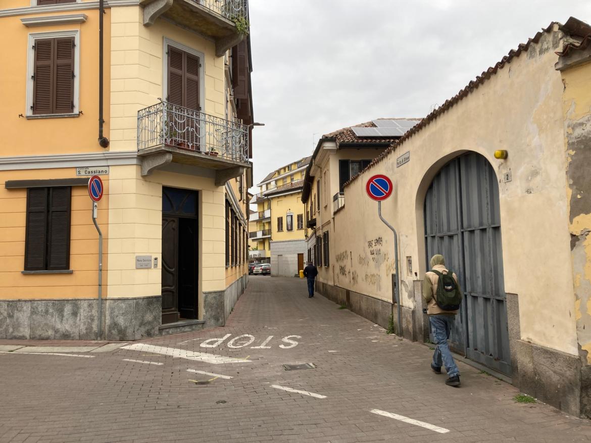 Contrordine: via Porta di Giove sarà solo in entrata, non in uscita