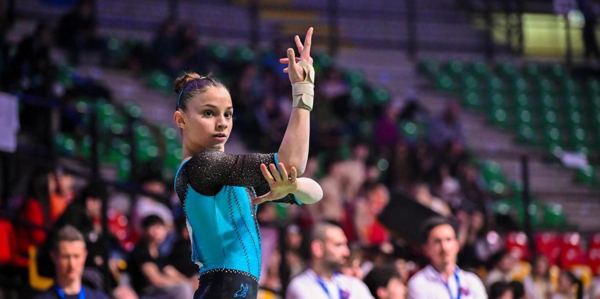Ginnastica artistica, la mortarese Giulia Santinato convocata al collegiale azzurro di Milano