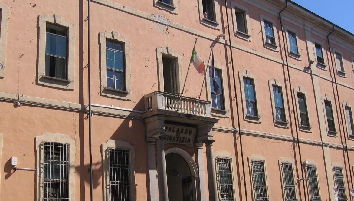 Corruzione, stalking e peculato: inchiesta Clean 2, la Procura di Pavia chiede il giudizio immediato 