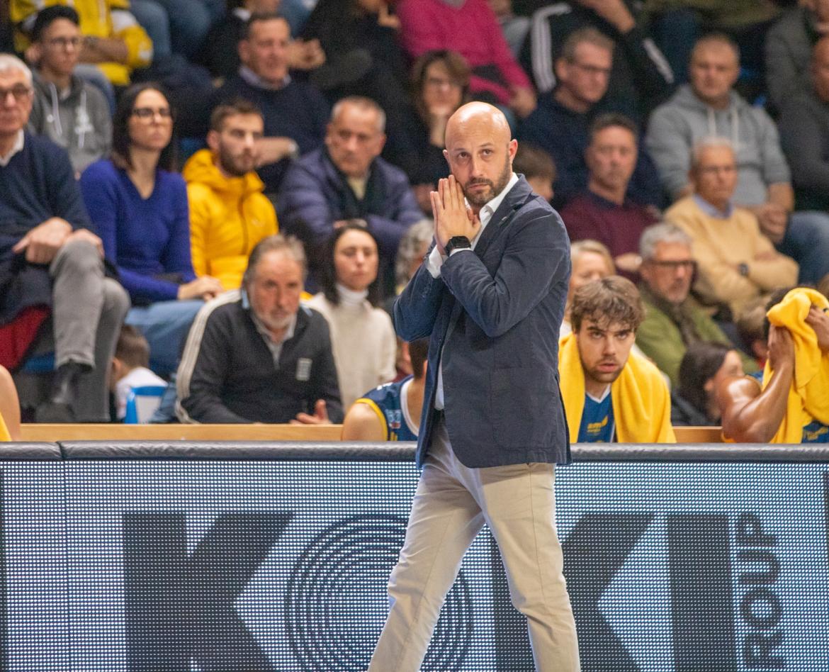 Basket, serie A2: saranno 200 i tagliandi per i tifosi ducali per il match di domenica contro Cantù