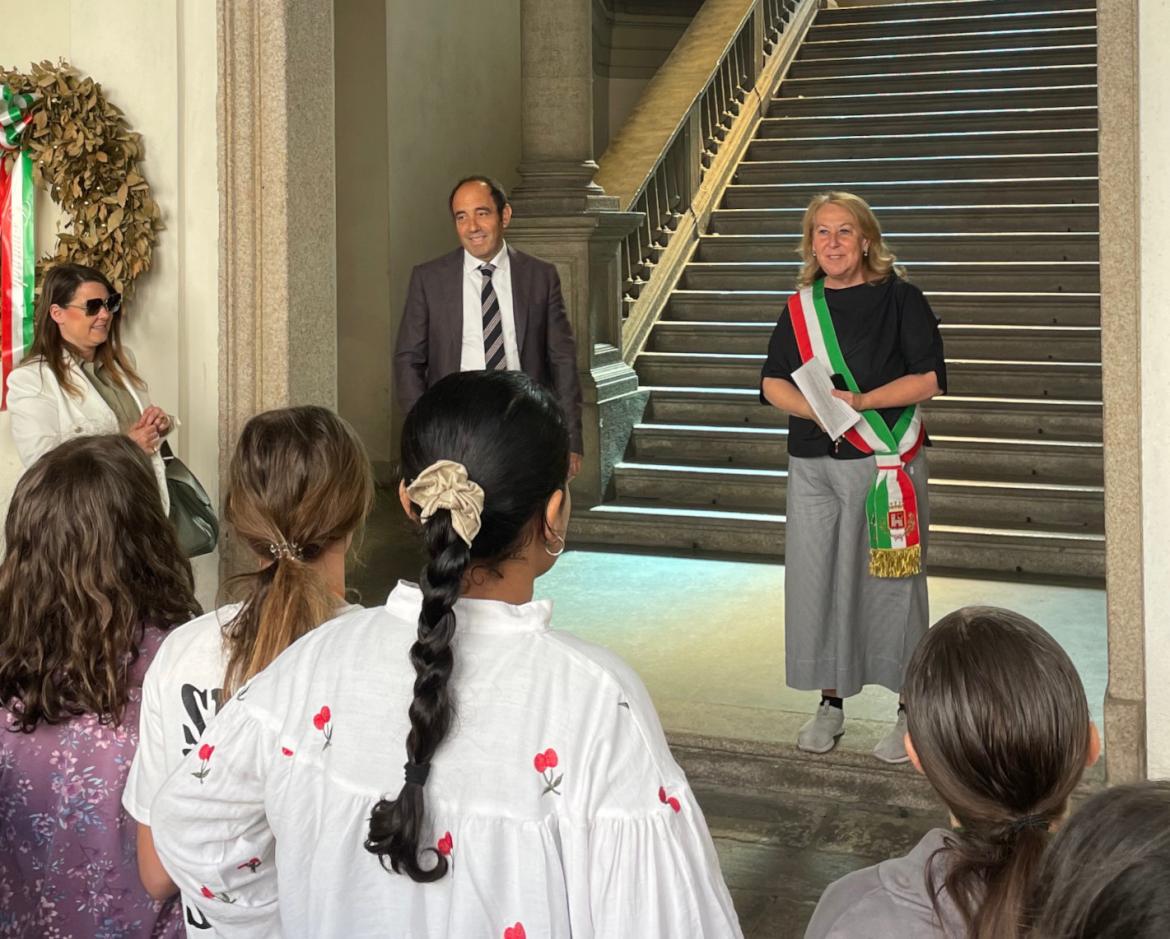 Un Comune a misura di bambino: gli alunni della Regina Margherita in visita al Palazzo municipale