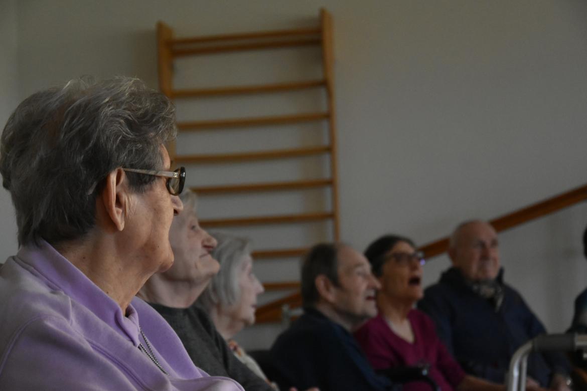 I Promessi sposi al De Rodolfi: ecco la compagnia più longeva del mondo (età media, 90 anni)