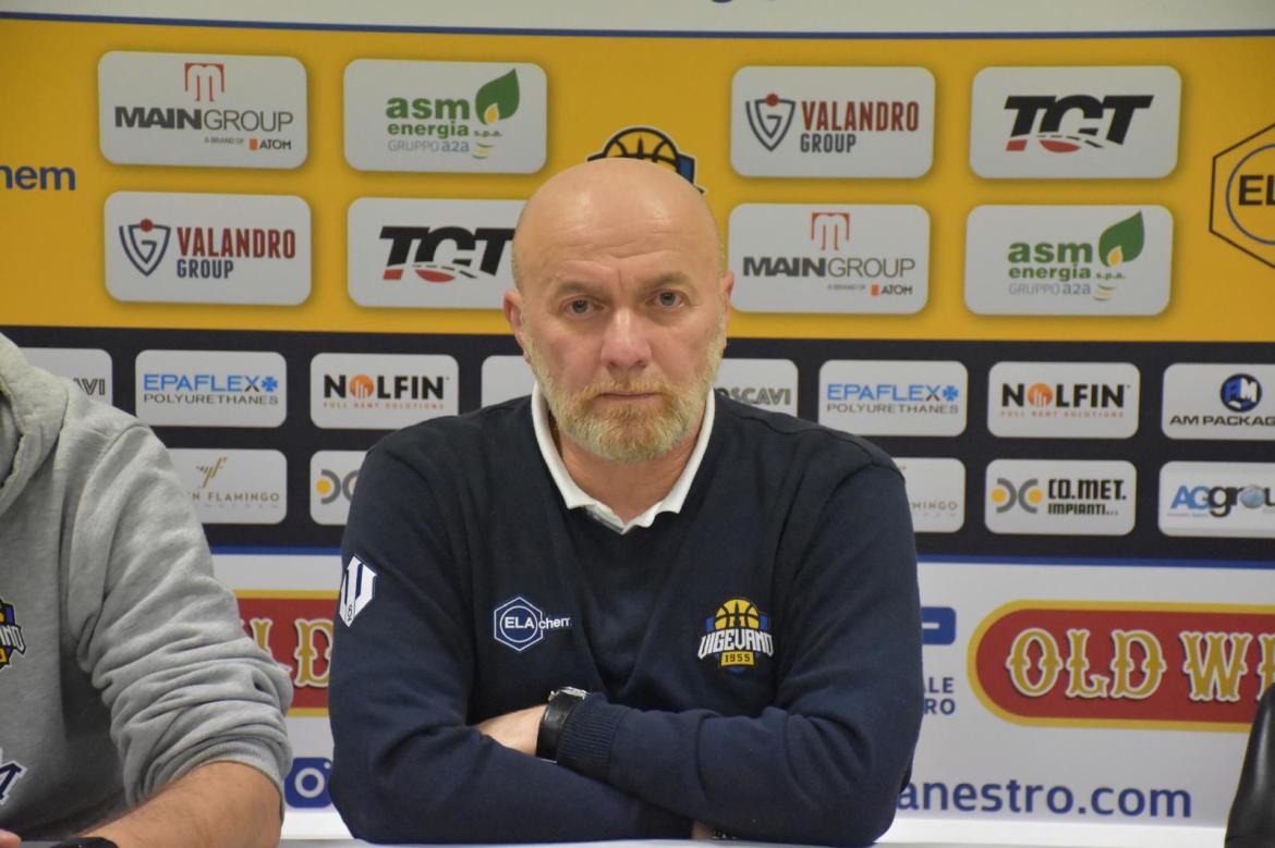 Basket, serie B, il presidente Spaccasassi: «Grazie a coach Pansa, ci ha aiutati a crescere»