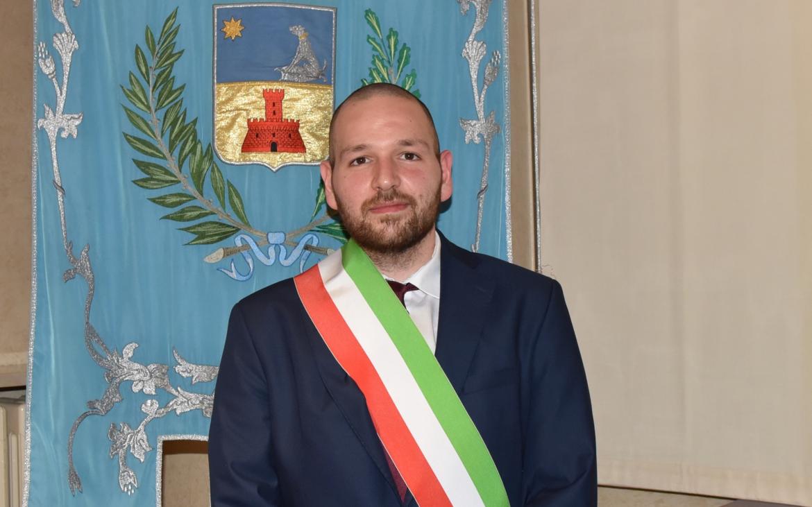 Schiamazzi, vandalismi e malamovida notturna: il sindaco di Cilavegna chiude il centro
