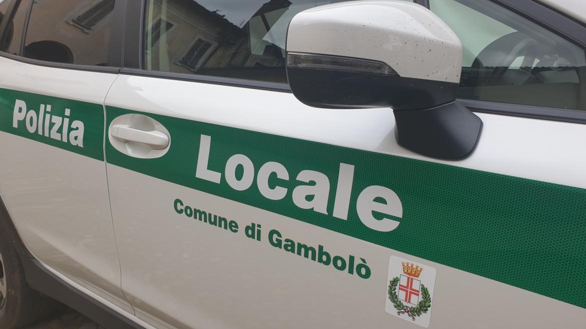 Gambolò, fuggono all’alt su un’auto rubata e senza assicurazione: denunciati
