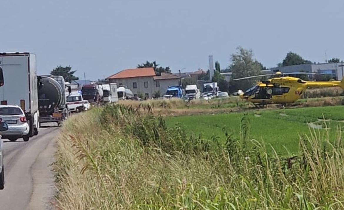 Grave incidente tra Vigevano e Molino del Conte: strada bloccata