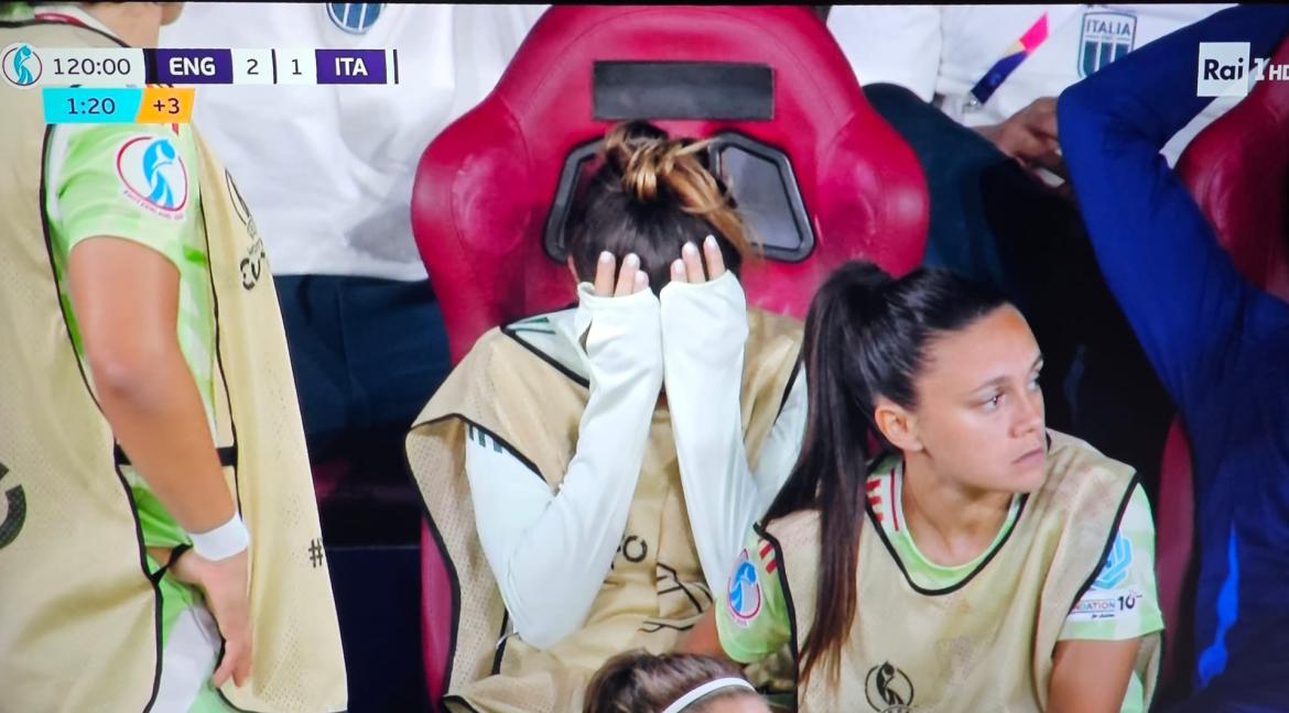 Calcio, Europei femminili: Italia lacrime di rabbia, in finale ci va l'Inghilterra