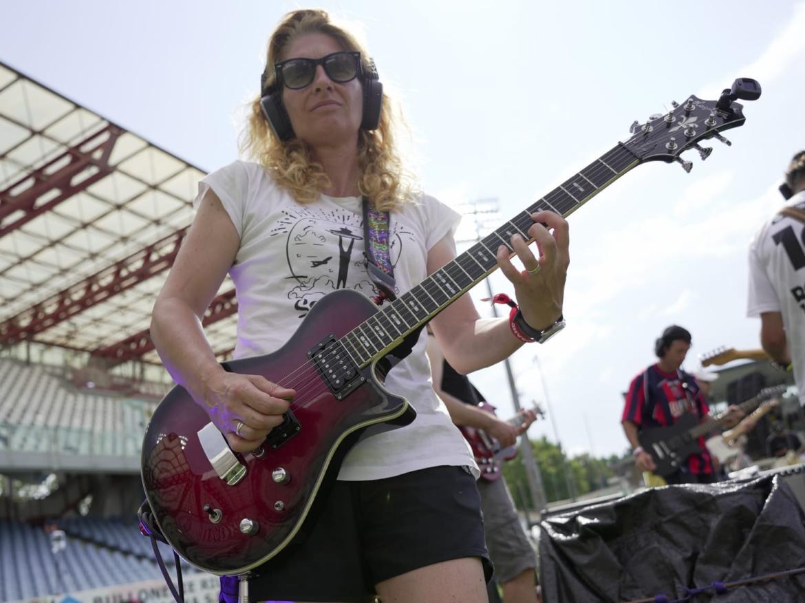 La vicesindaca di Garlasco torna a suonare al Rockin’1000