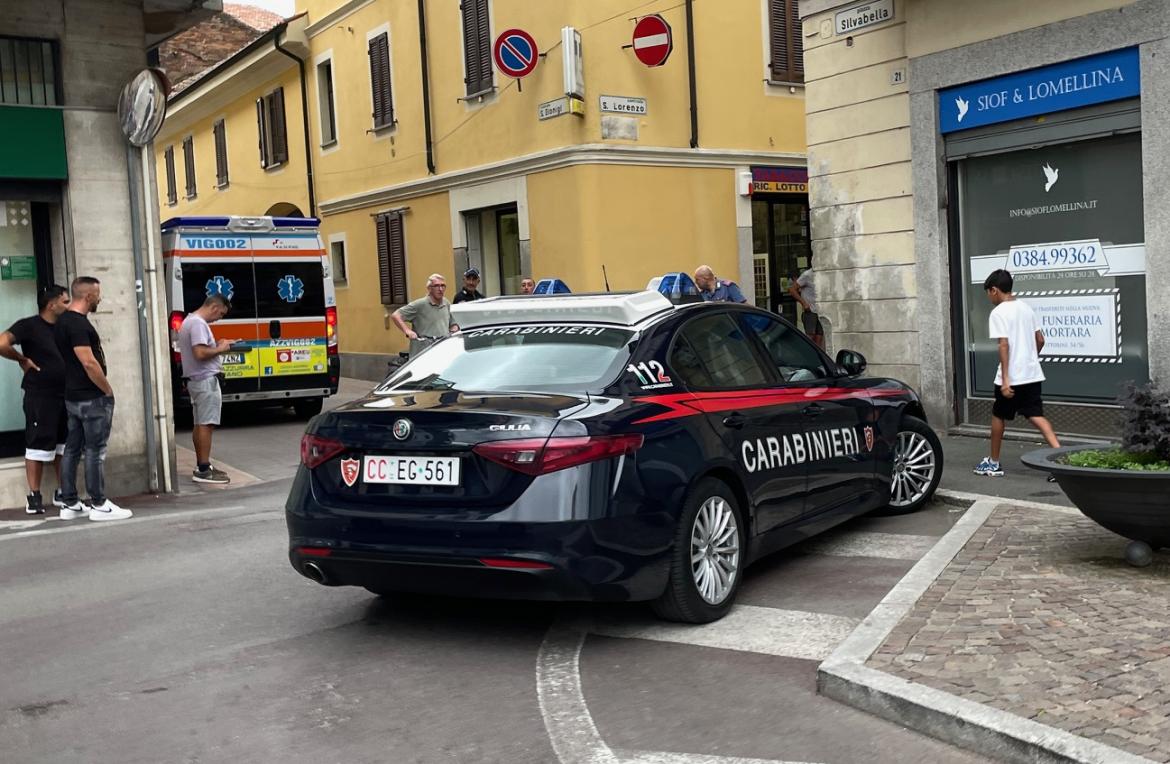 Litigio tra avventore e proprietario di una tabaccheria di Mortara