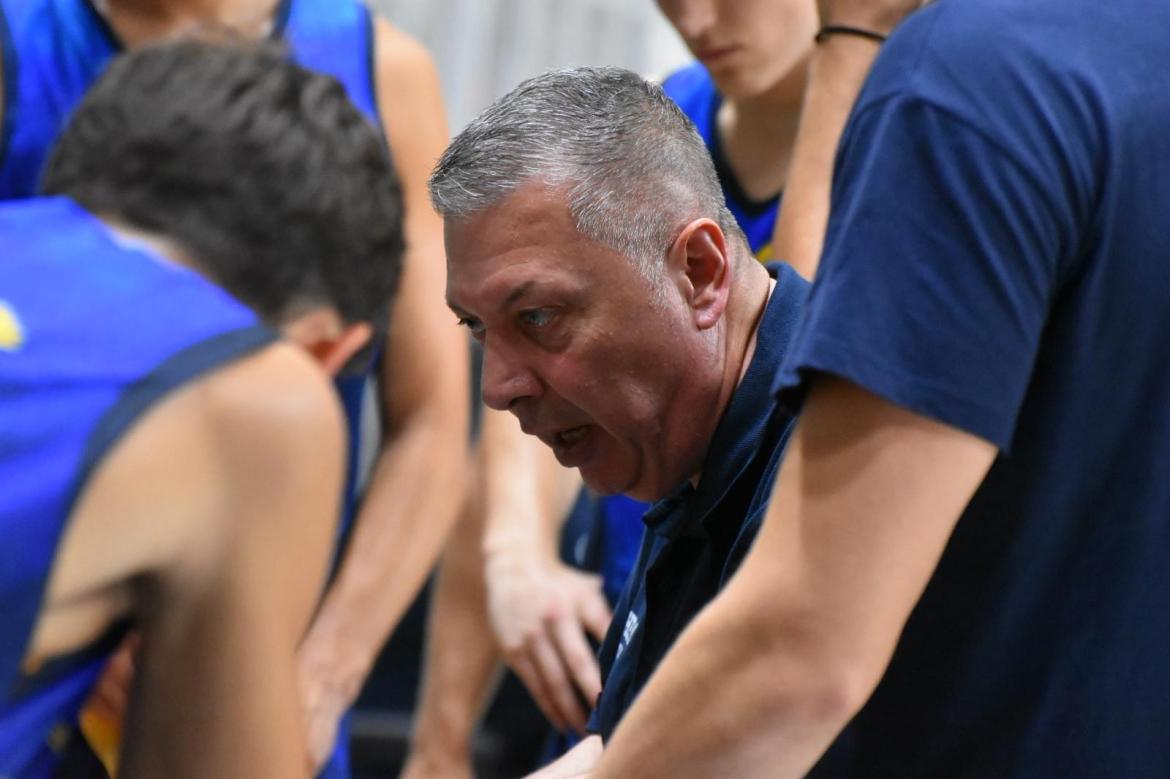 Basket, serie B, il "Memorial Bertolazzi" ad Omegna. Coach Salieri: «Mi aspettavo qualcosa di più, ma il carattere messo in mostra nel finale è un punto importante dal quale ripartire»