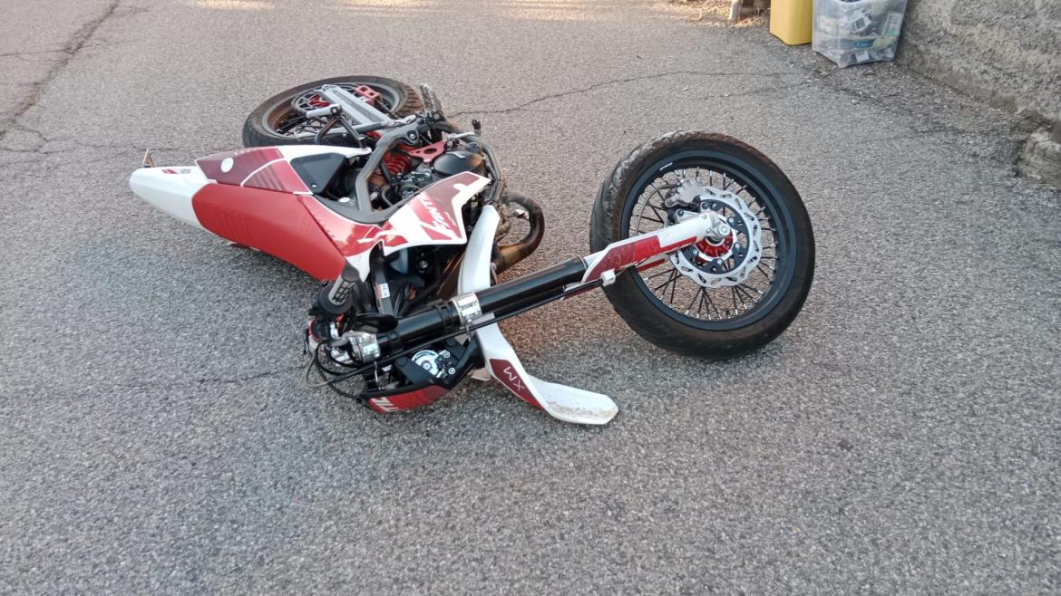 Gambolò: motociclista di 15 anni rimane ferito in uno scontro. In ospedale con l'elisoccorso