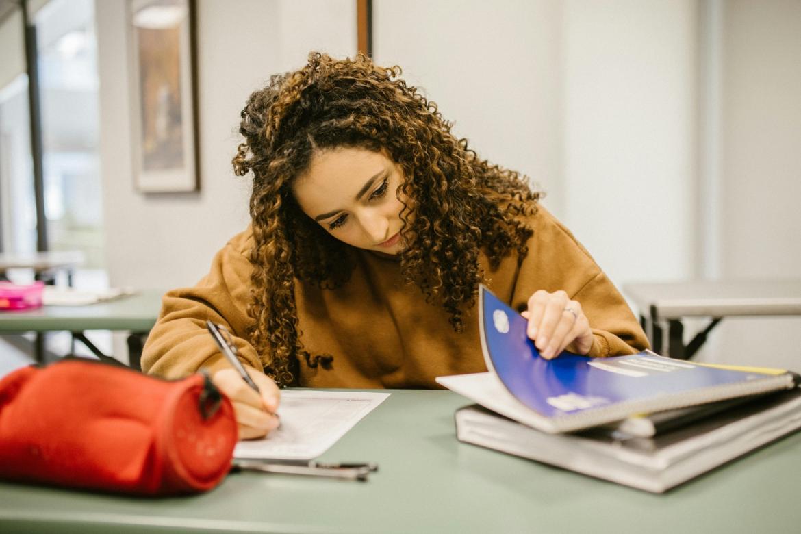 Maturità, così cambierà l'esame. All'orale quattro materie, meno commissari e chi non farà il colloquio verrà bocciato