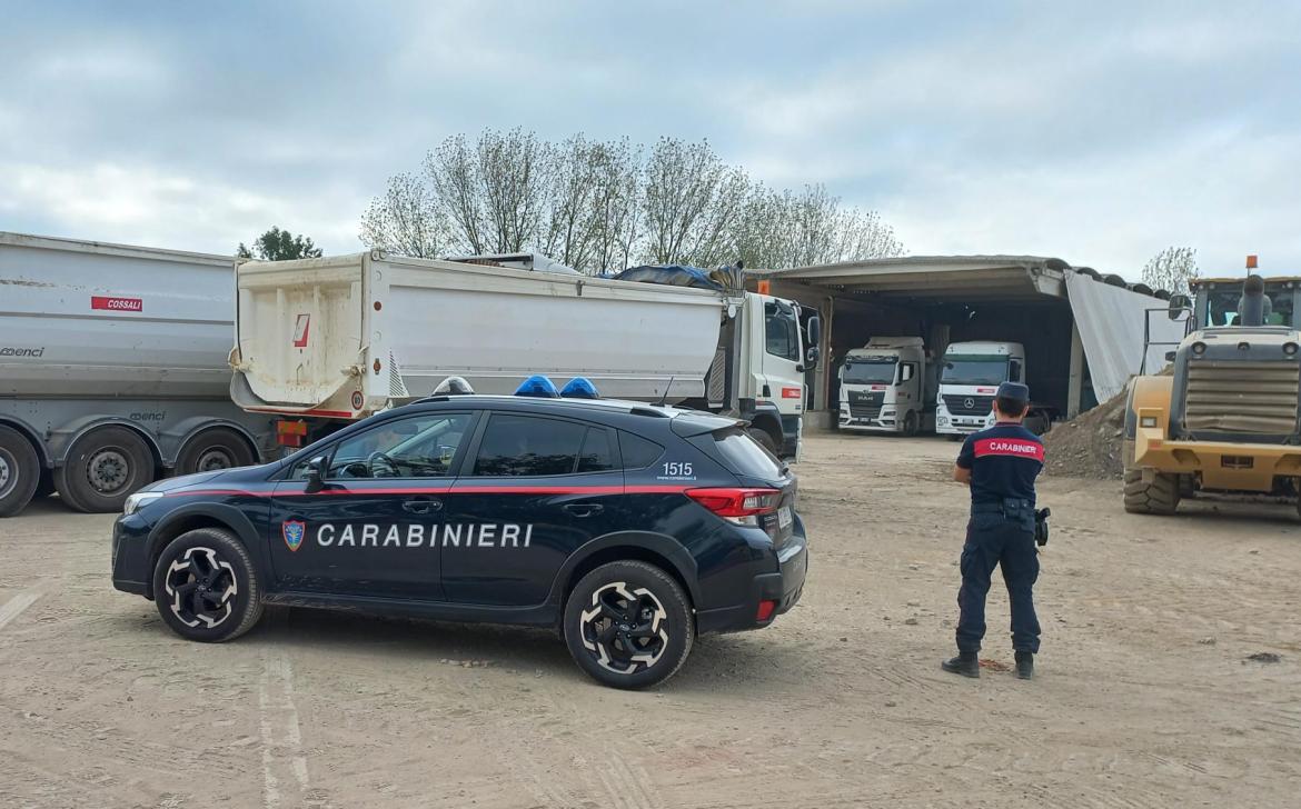 Gropello Cairoli, gestione illecita di rifiuti nel cantiere del polo logistico: perquisizioni e sequestri 