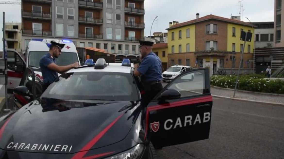 «Cosi abbiamo fermato l'aggressore»: parlano i due ragazzi intervenuti per difendere la ragazza in stazione