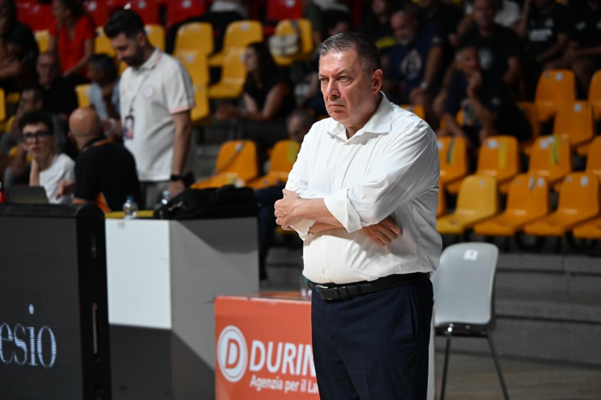 Basket, serie B, la soddisfazione di coach Salieri: «Questo gruppo ha enormi margini di miglioramento»