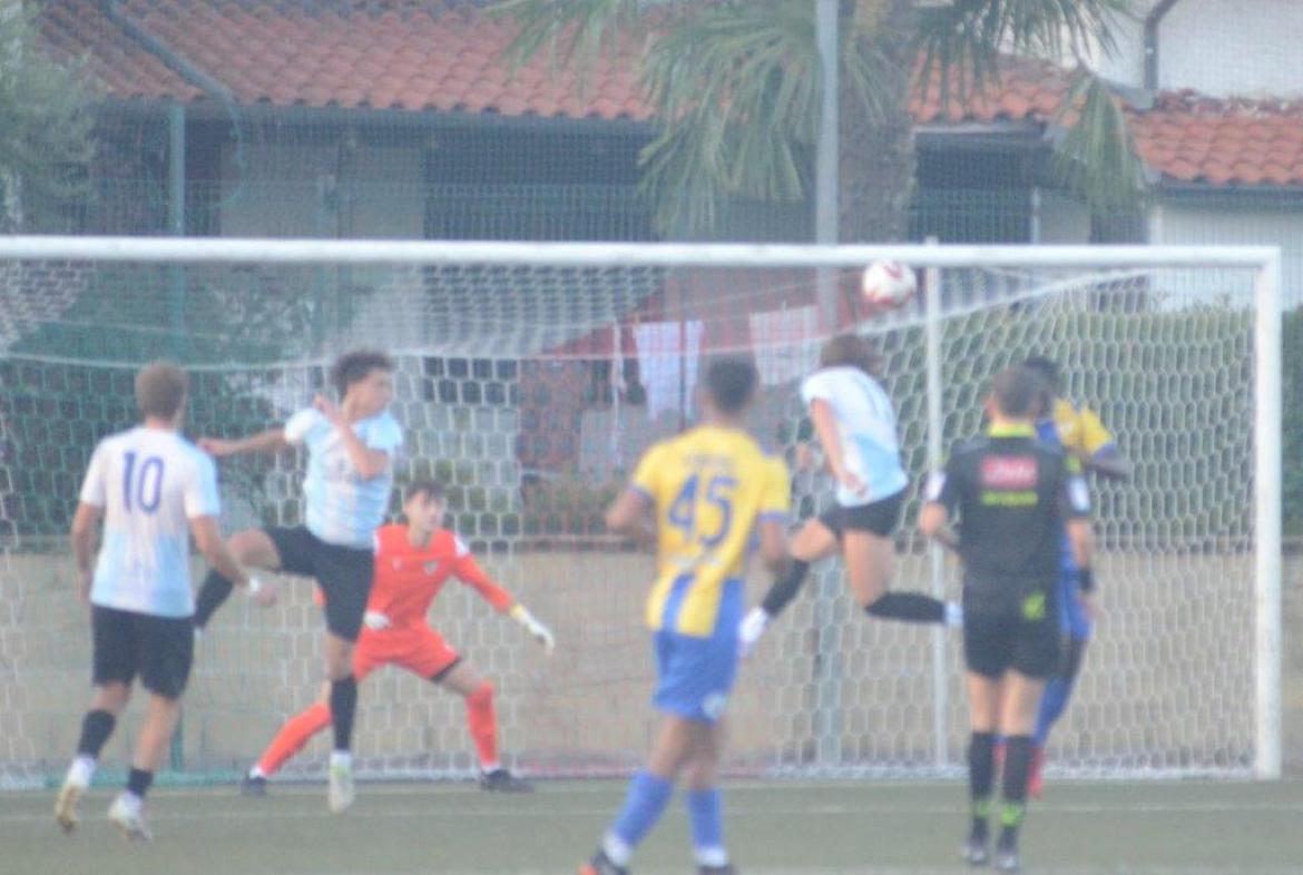 Calcio, Eccellenza: il Vigevano rompe il ghiaccio con il Mariano (2-1)