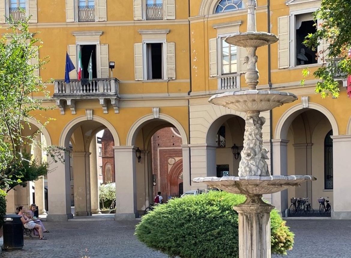 Mortara, il commissario incontra l'Ascom e discute di sicurezza e Natale