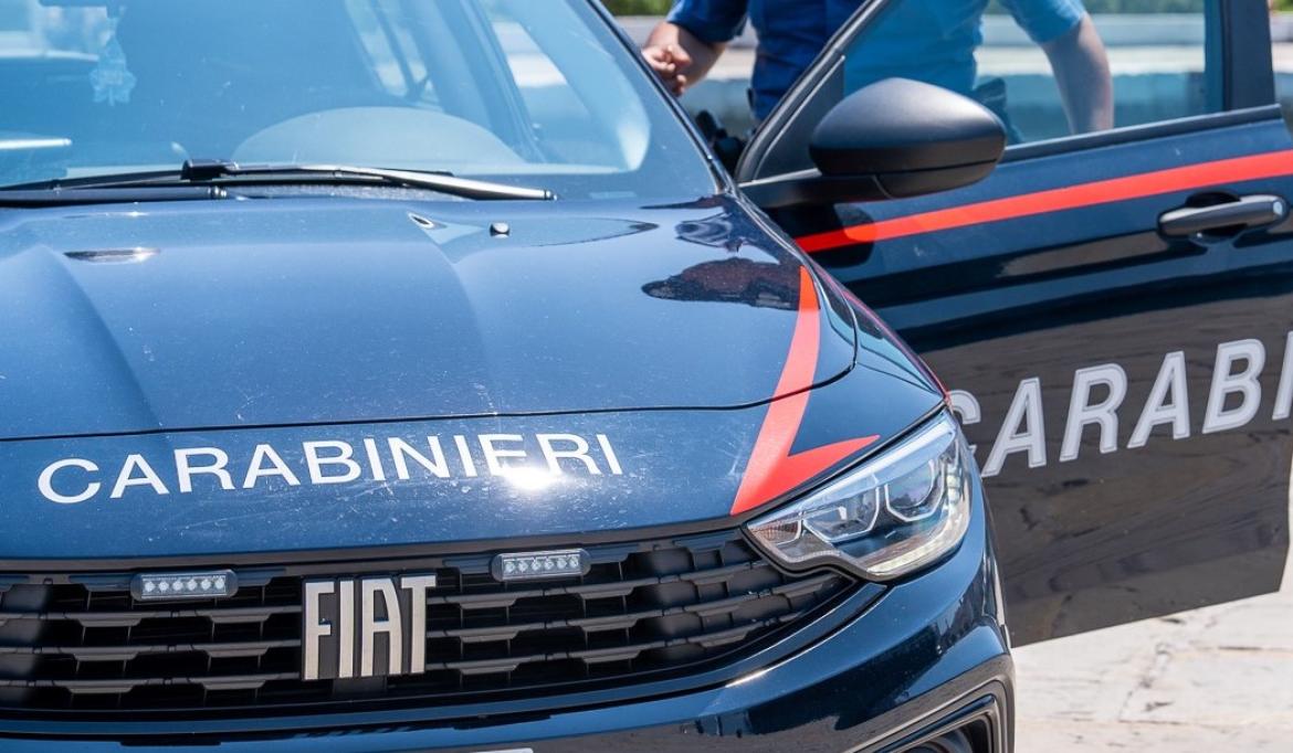 Mortara, scippata dello zainetto in strada: le telecamere potrebbero aver ripreso il ladro