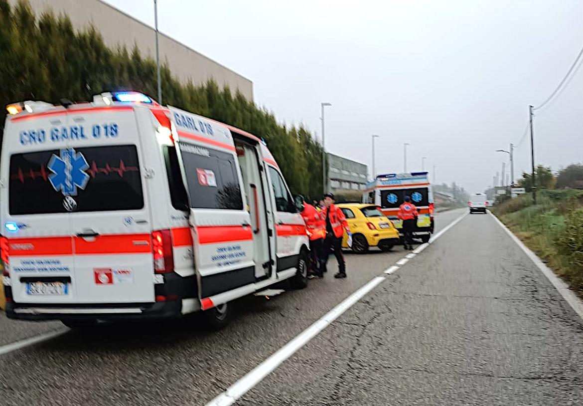 Scontro tra auto alle porte di Ottobiano: due feriti portati in ospedale