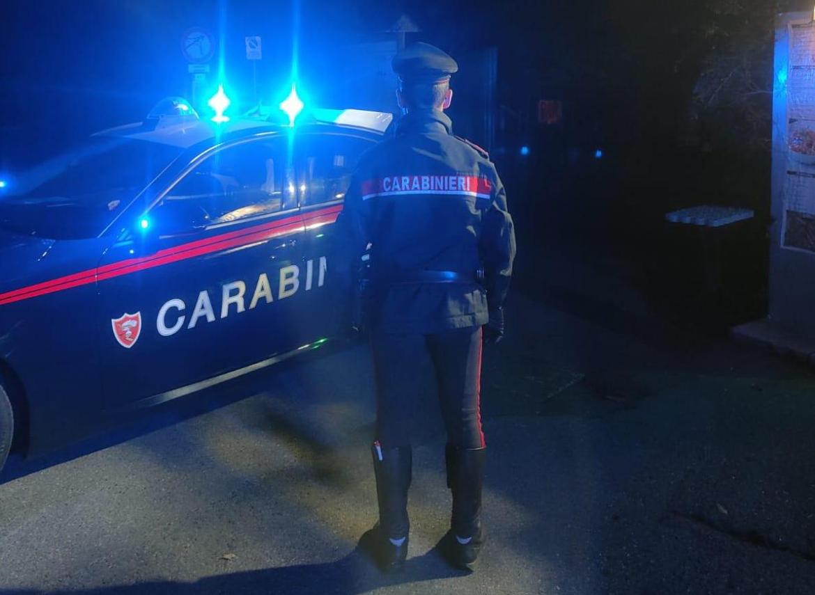 Carabinieri salvano un 26enne che voleva togliersi la vita gettandosi nel Ticino
