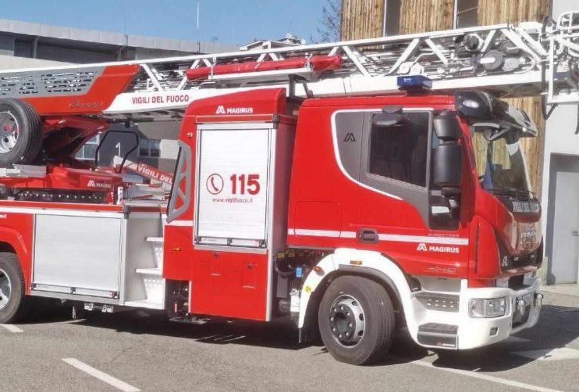 Ai vigili del fuoco serve un’altra autoscala