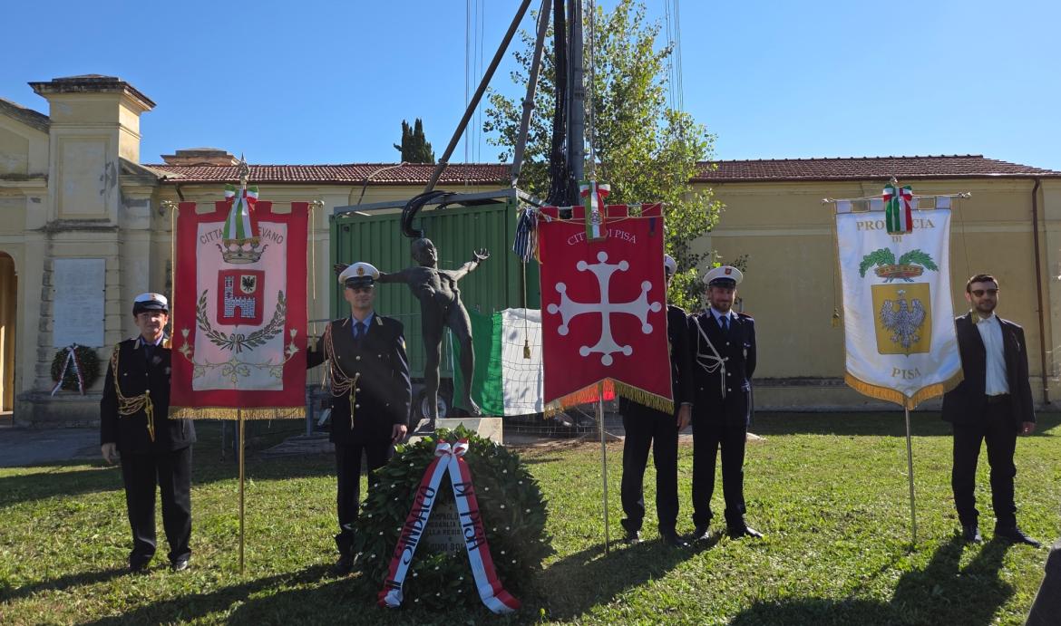 La città rende omaggio i caduti di Tombolo: la Polizia Locale di Vigevano alla commemorazione del Maggiore Gamerra a Pisa