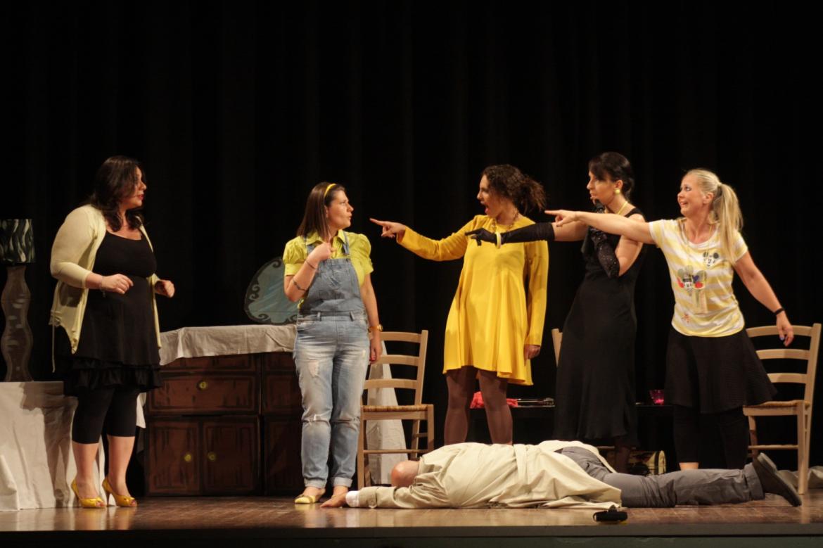 "Serata omicidio”: il giallo si tinge di rosa