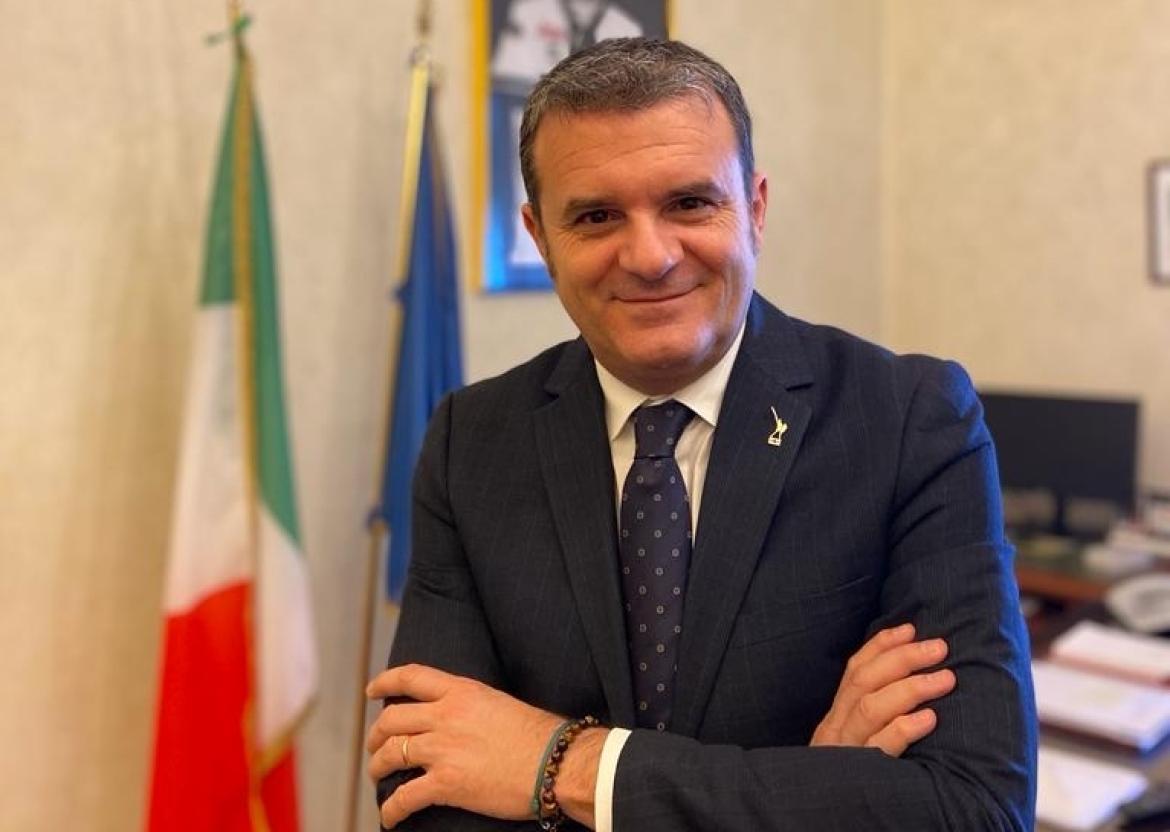 Minore arrestato per propaganda jihadista sui social, le reazioni politiche